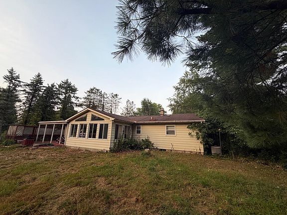 4th image of 1830 Flanders Rd