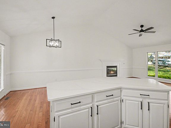 3rd image of 232 Choptank Rd