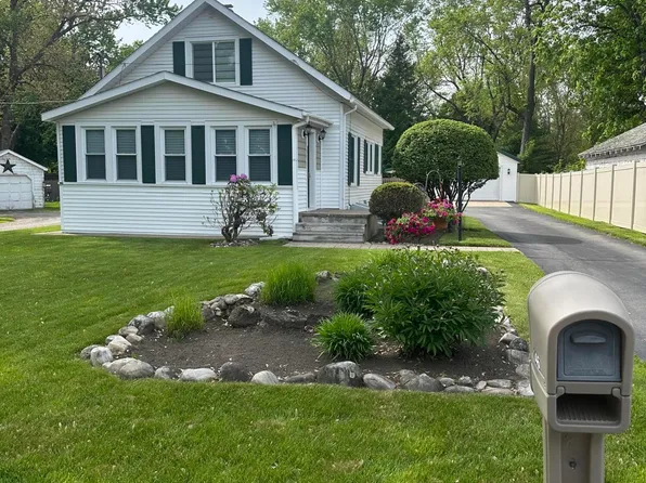 146 Larrabee Rd, Glenville, NY 12302