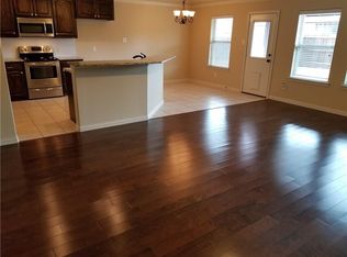 213 Old Spanish Trl, Waxahachie, TX 75167