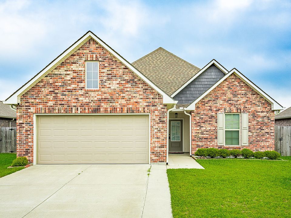 1st image of 202 Sparkling Meadows Ln