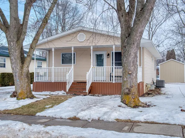 1011 State St, Owosso, MI 48867