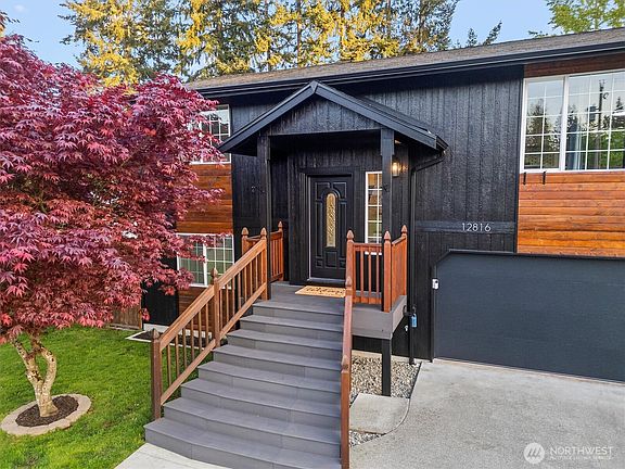 2nd image of 12816 Prairie Circle E