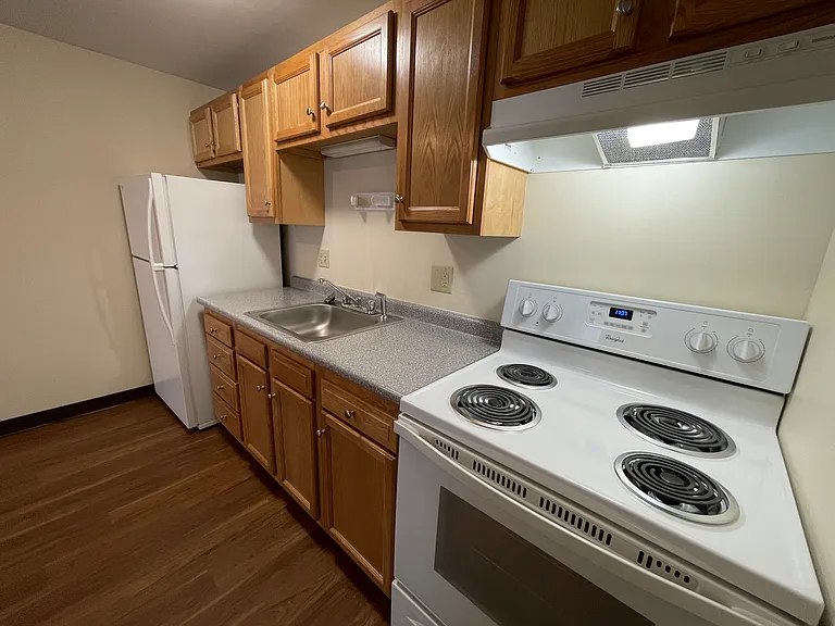 Highland Estates — Photo 21