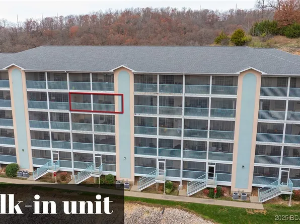 315 Highland Shores Dr #4D, Lake Ozark, MO 65049