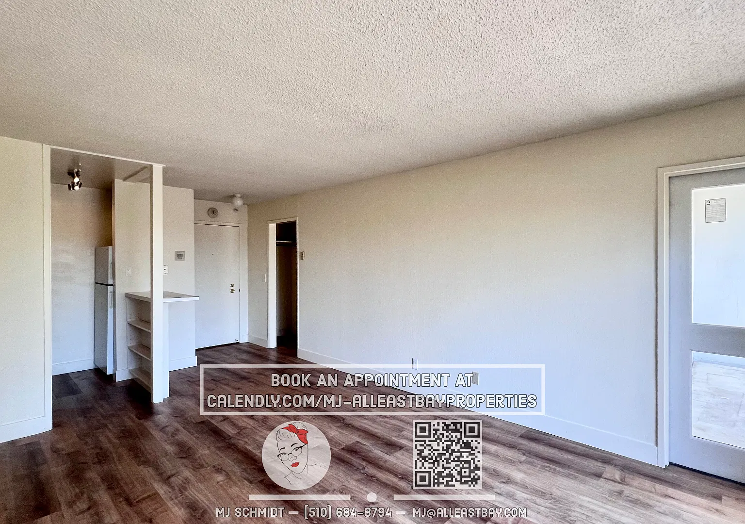 Beautiful sunny top floor condo, includes Water/Garbage/Parking and more! — Photo 2