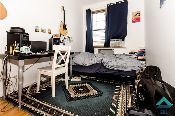 Rented by EXR | media 5