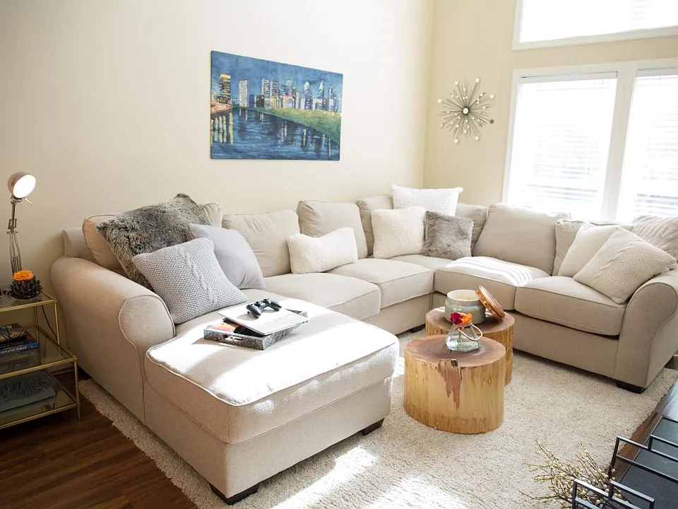 115 N Lee St #202