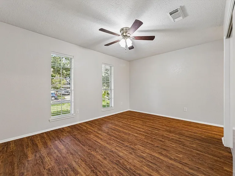 17134 Barcelona Dr — Photo 14