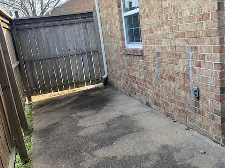 Eastwind Apartments — Photo 79