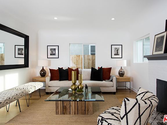 4th image of 4056 Minerva Ave