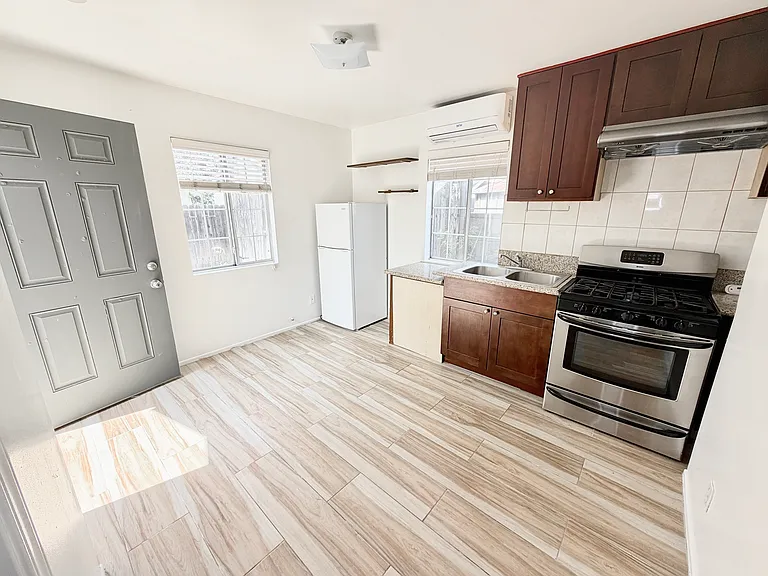 629 S Meridian Ave — Photo 9