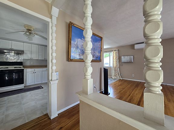 5th image of 3770 Richmond Ave #A