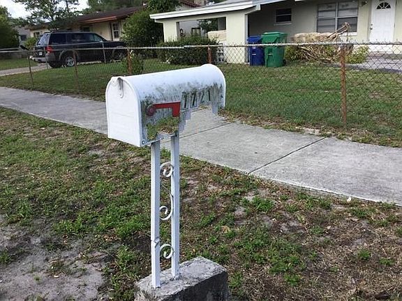 2nd image of 1721 NW 36th Ave