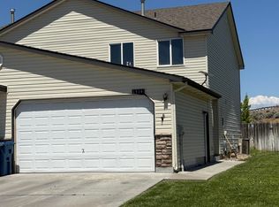 1714 NE Cinder Loop, Mountain Home, ID 83647