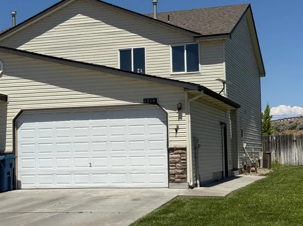 1714 NE Cinder Loop, Mountain Home, ID 83647