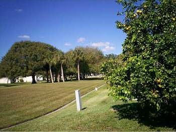 5th image of 5763 Holiday Park Blvd