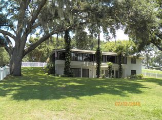 12624 Lakeshore Dr, Clermont, FL 34711