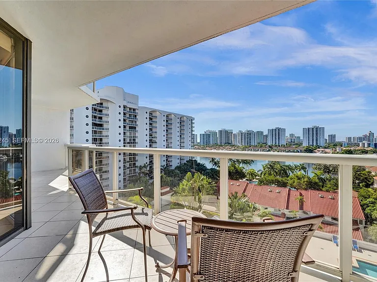 3600 Yacht Club Dr #904 — Photo 56