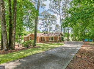 5817 Little Mountain Dr, Ellenwood, GA 30294