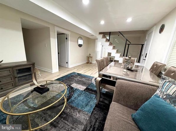9721 Bellevue Dr