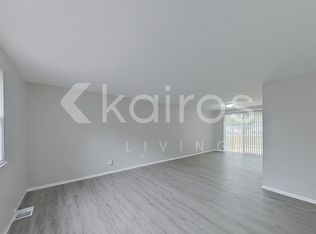10301 E Starhaven Cir, Indianapolis, IN 46229