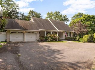 54 Old Northport Rd, Huntington, NY 11743