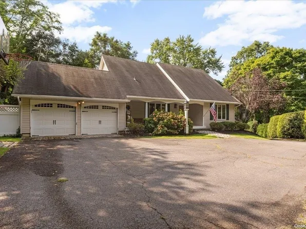 54 Old Northport Road, Huntington, NY 11743