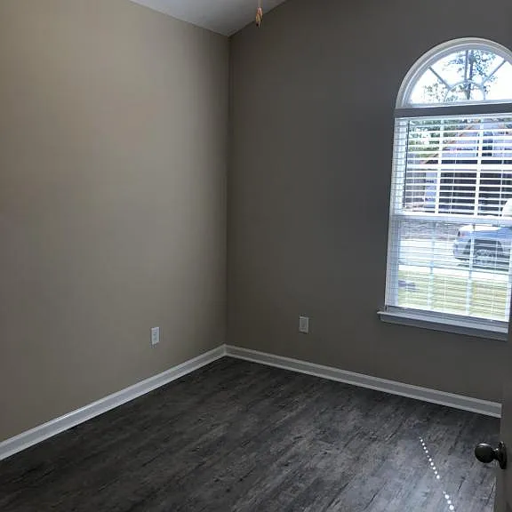 359 Leste Rd — Photo 27