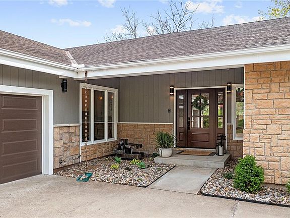 3rd image of 15070 Nall Ave