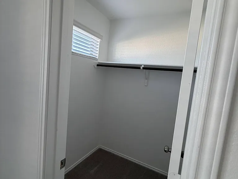133 Bennington Dr — Photo 25