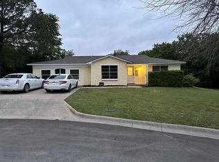 108 Meadowbrook Cir, Denton, TX 76209