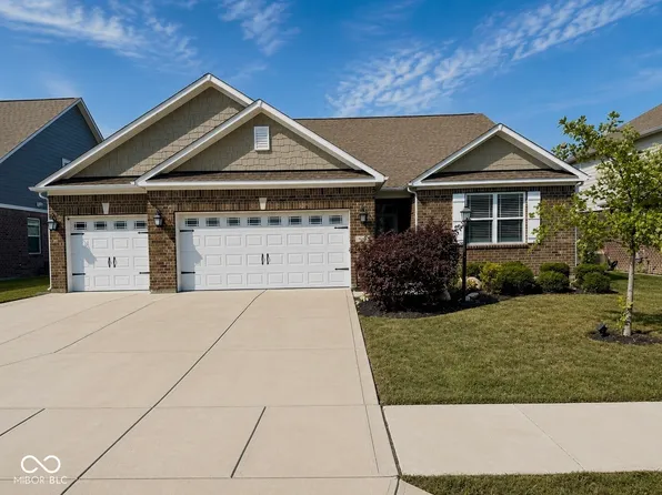6262 Dugan Dr, Whitestown, IN 46075