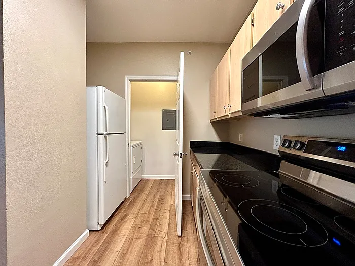 701 Gibson Dr #1721 — Photo 12