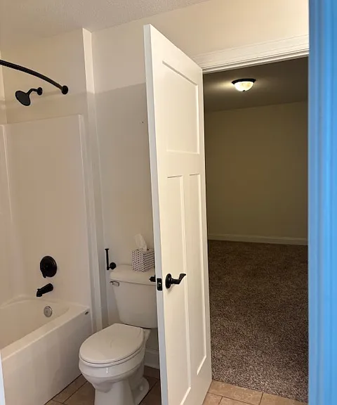 5972 N London Ave — Photo 32