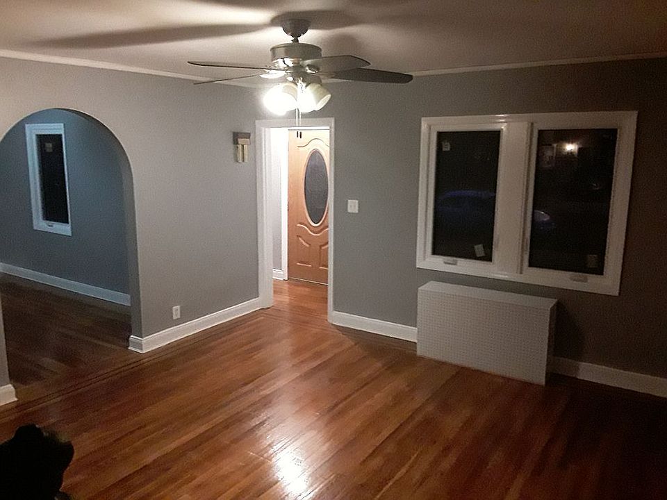Entrance Foyer/Living/Dining