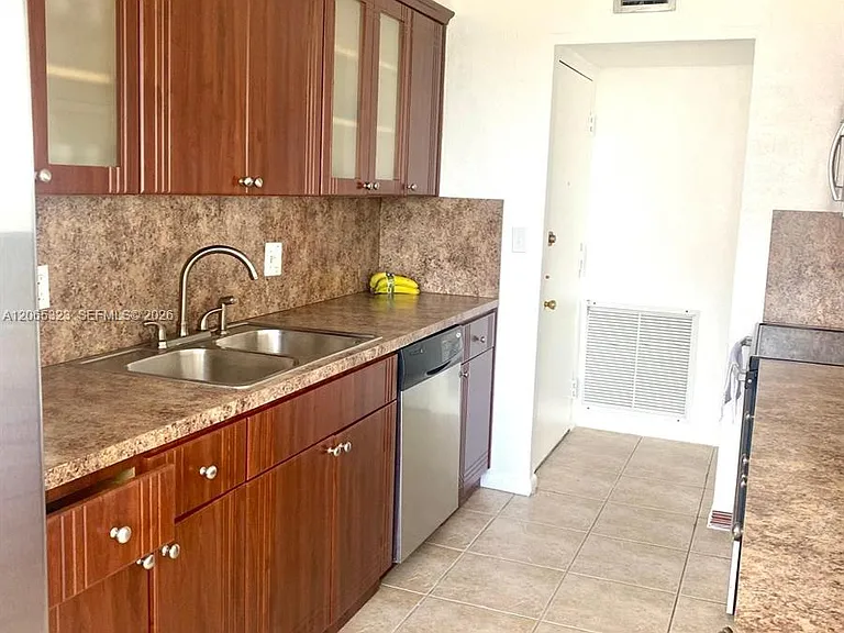 1300 NE Miami Gardens Dr #713E — Photo 4