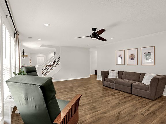 3rd image of 681 Whittenburg Dr