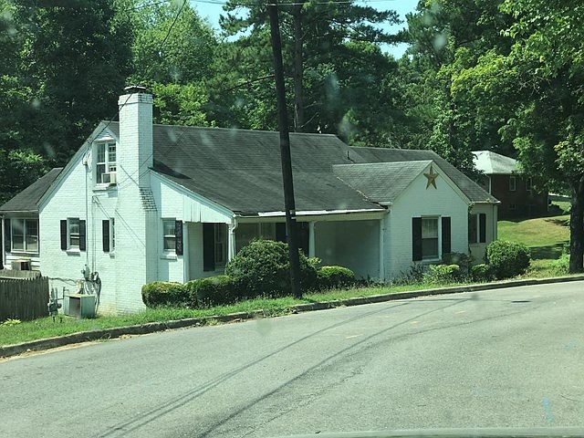 1st image of 11 Norwood Dr