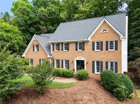 110 Morningbird Ct, Roswell, GA 30076