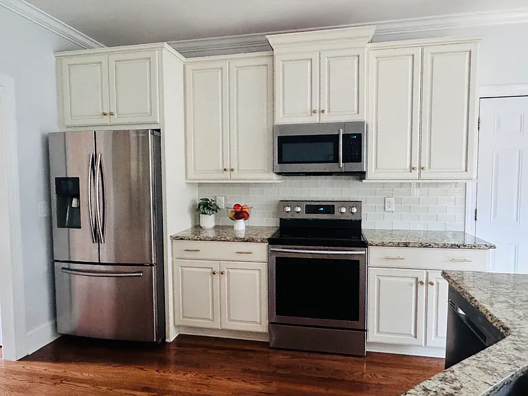 3313 Moores Glen Dr — Photo 8