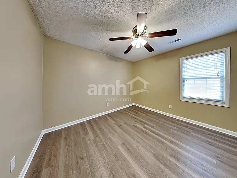 201 Walnut Creek Dr — Photo 13