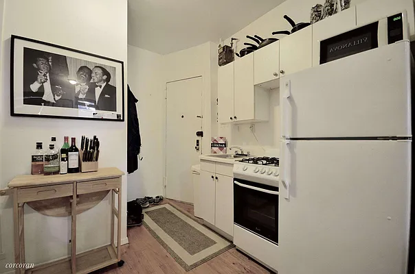 Rented by Corcoran | media 27