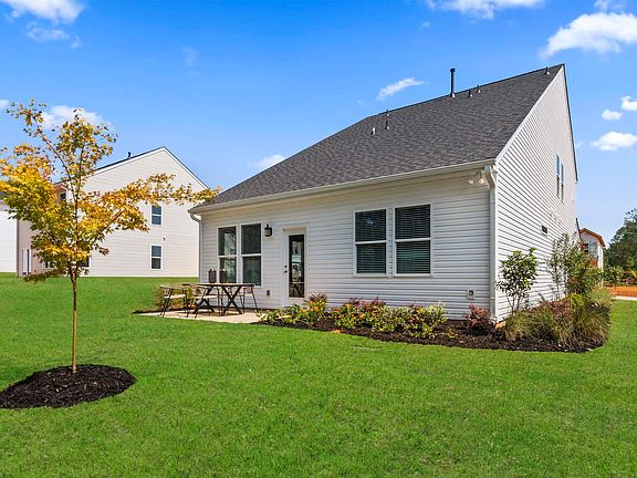 2nd image of 10 Gervais Cir