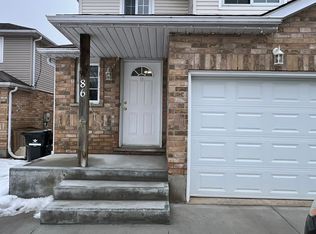 86 Activa Ave, Kitchener, ON N2E 3R4