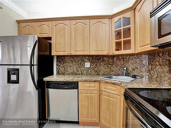 5th image of 3858 Coral Tree Cir APT 206