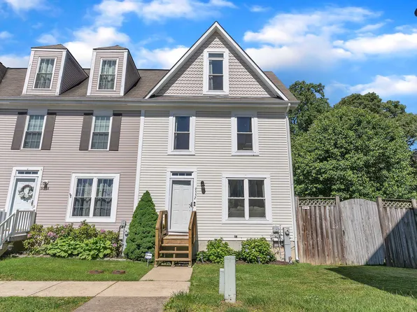 9552 Sea Gull Ct, North Beach, MD 20714