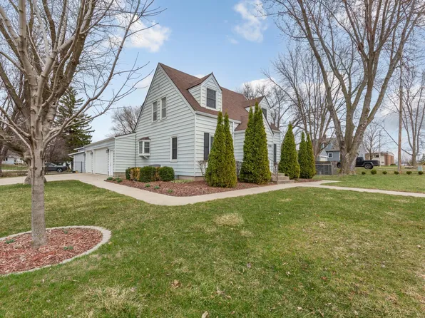 358 18th St SW, Owatonna, MN 55060