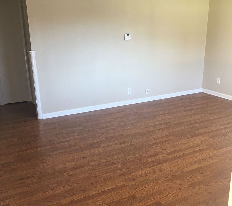 214 W Dwight Ct, Haysville, KS 67060 Zillow