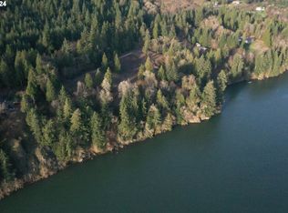 22 Edge Water Dr, Cathlamet, WA 98612